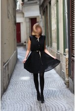 NEUVE : Robe plissée plis