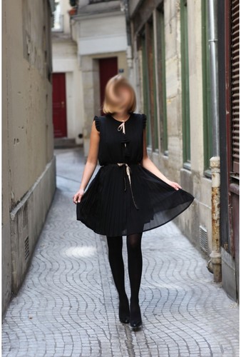 Neuve robe plissée - :,