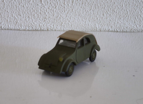 Voiture norev - 1/43,