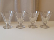 4 anciens verres coniques à
