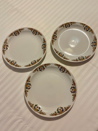 Assiettes vintage - vintage, en