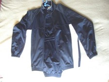 SURVETEMENT BLEU TAILLE 16 ANS DECATHLON VETEMENT SPORT