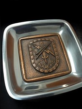 Ancien cendrier militaire