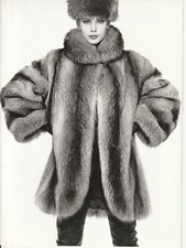 TIRAGE PHOTO	Argentique SPRUNG FOURRURES MODE 1990 PHOTO STUDIO 18X24CM