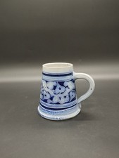 Chope en grès d’Alsace signée V. Hingerter – décor bleu cobalt – Fait Main