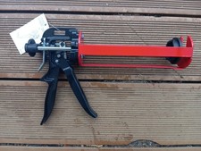 NEUF PISTOLET A SILICONE PRO