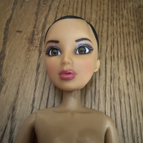 Poupée articulée liv spin - poupée,
