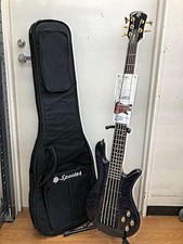 Guitare basse électrique