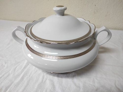 Ancienne soupière - soupière, en