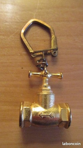 Porte clé vintage robinet