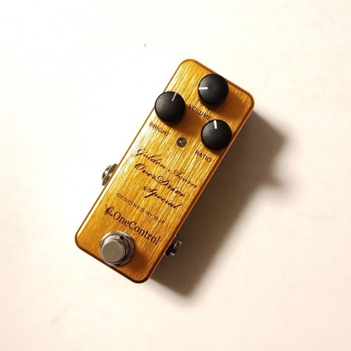 One control golden acorn - one,