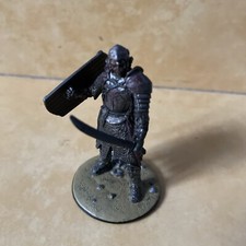 Figurine le seigneur des anneaux Guerrier Orc - The Lord Of The Ring- Comme Neuf