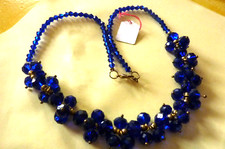 Superbe Collier en cristal de Swarovski d'un beau bleu intense.