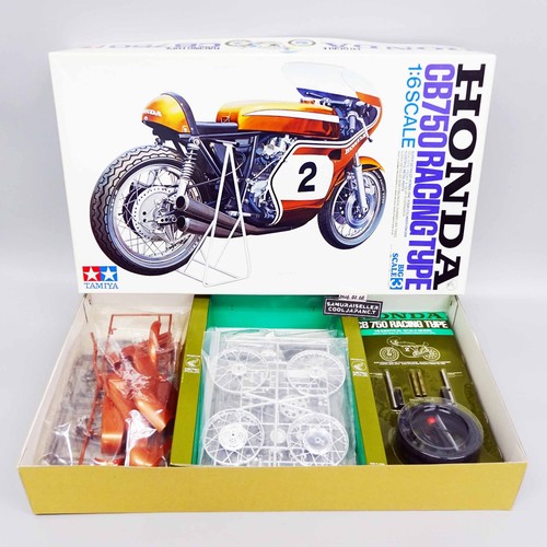 Tamiya honda cb750 - 1/6, racing