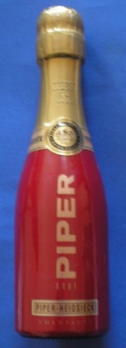Petite bouteille factice - petite,