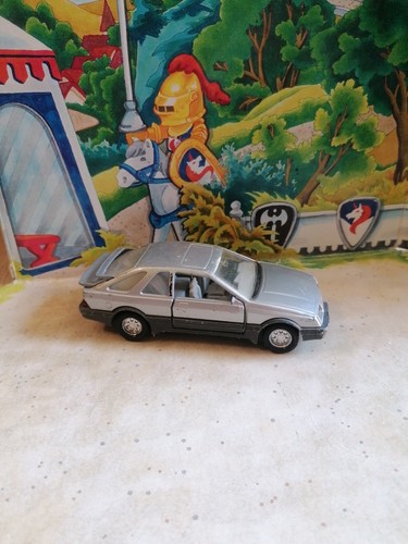 Voiture matchbox ford sierra - matchbox,