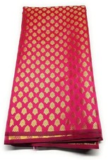 Tissu rose femme indienne