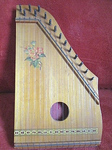 Jouet ancien instrument - ancien,