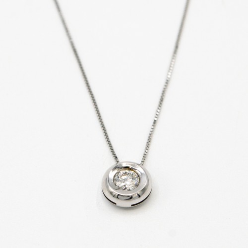 Collier i n - u, or