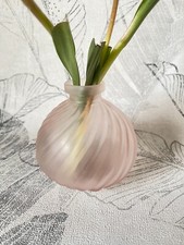 VASE en VERRE OPALISÉ rose ~