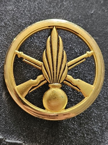 Insigne pucelle militaire - pucelle,