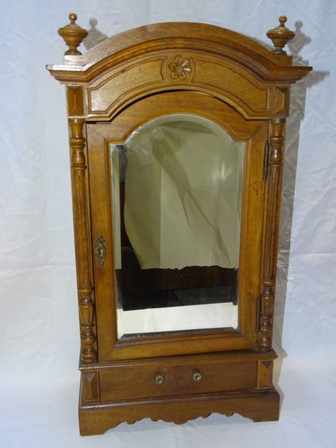 Jolie petite armoire - -jolie,