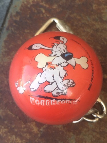 Rare porte clés - rare,