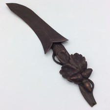 Coupe papier ouvre lettre en