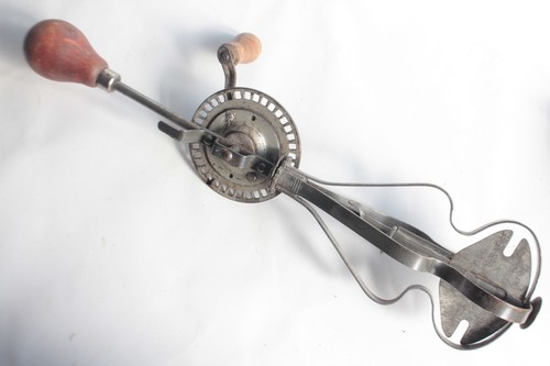 Ancien batteur mécanique