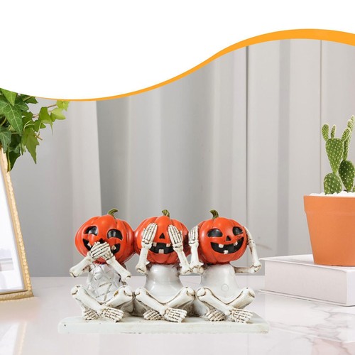 Figurine squelette citrouille