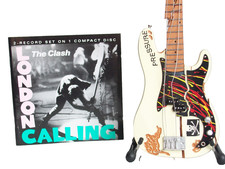 Guitare basse miniature Axe