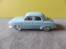 SOLIDO  RENAULT DAUPHINE  1/43  Sans boite Made in France
