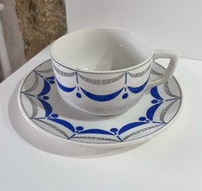 Tasse Déjeuner Et Sous Tasse