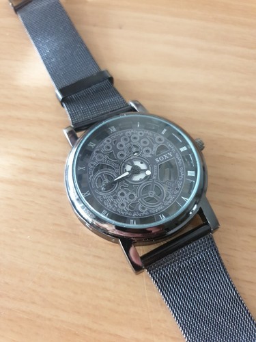 Montre squelette quartz etat