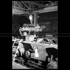 Photo A.037767 PANHARD 212 (EBR-90) 1950-1960 ARMORED VEHICLE ASSEMBLY LINE