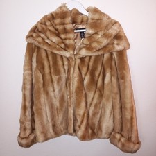 Veste En Fausse Fourrure