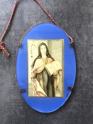 Médaillon religieux cadre