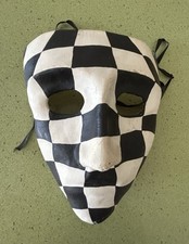 Masque Vénitien quadrillage