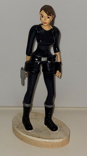 Figurine tomb raider legend - tomb,