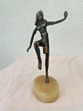 Danseuse égyptienne en métal