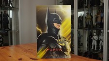 Hot Toys MMS712 Batman The Flash 1/6 Scale Figure