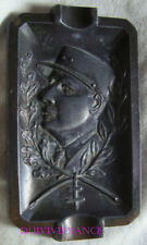 CENDRIER GENERAL DE GAULLE en régule