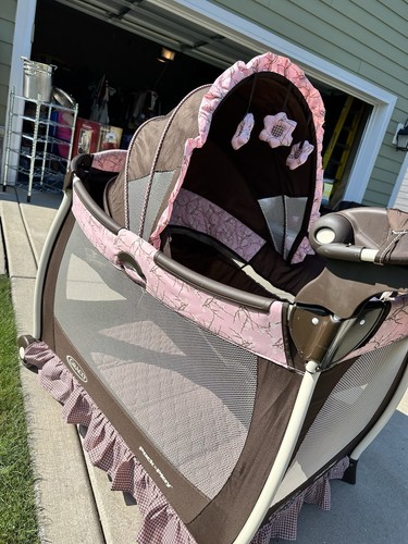 Graco pack play - graco, n