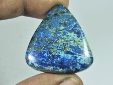 Cabochon de poire shattuckite