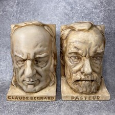 BUSTES SERRE-LIVRES EN PLÂTRE. LOUIS PASTEUR. CLAUDE BERNARD. JOANNY DURAND 1940