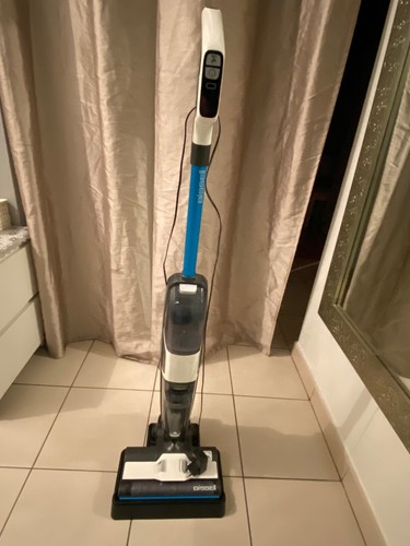 Balai aspirateur laveur sols - laveur,