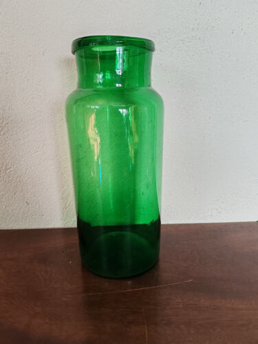Ancien pot pharmacie - a, en