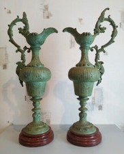 Aiguières en cassolettes