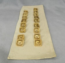 CHARMANT LOT DE 17 BOUTONS