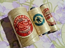 Mercerie ancienne, LOT 3 ANCIENNES BOBINES FIL DE LIN EXTRA, JOLIES ÉTIQUETTES